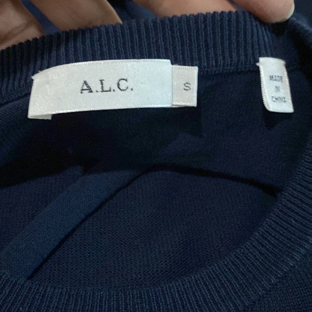❌SOLD❌A.L.C. Lila Open Crisscross Back Navy Blue Knit Sweater💙💙💙 - Picture 6 of 12